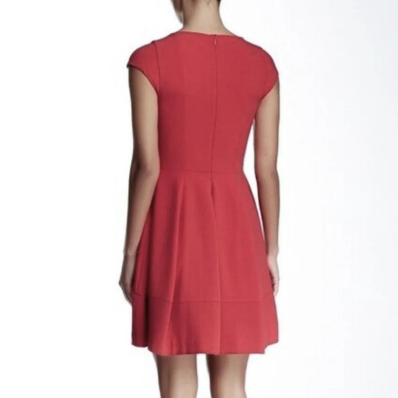 Halston Heritage Red Keyhole Cap Sleeve A-Line Dress - Picture 2 of 8